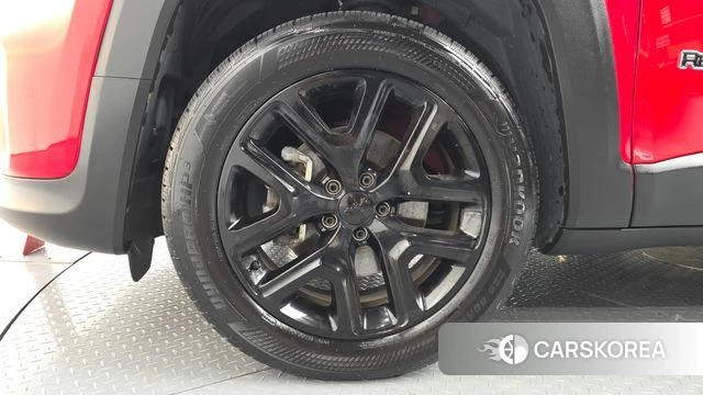 Jeep Renegade id 4636445 из Кореи 15
