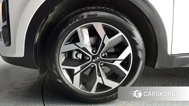 Kia Sportage The Bold id 3757039 из Кореи 15