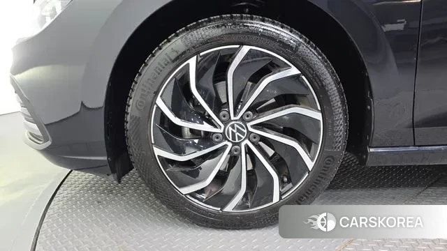 Volkswagen Golf 8th Generation id 3586231 из Кореи 15