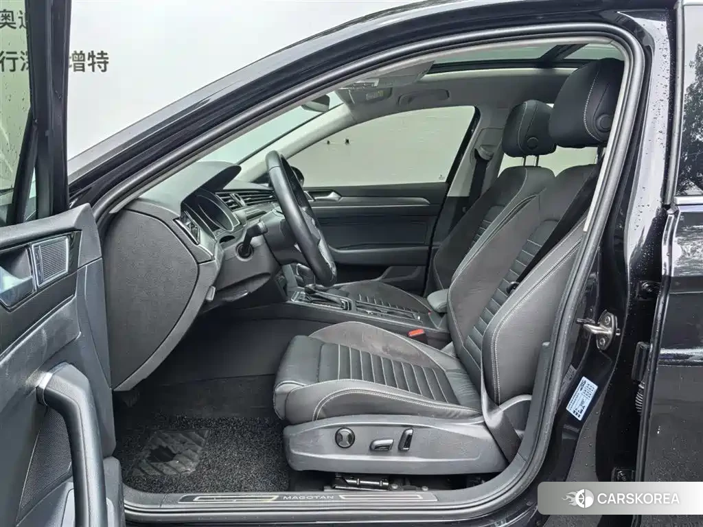 Volkswagen Magotan id 4600704 из Китая 19