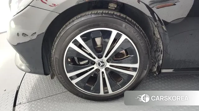 Mercedes-Benz E-Class W213 id 3489053 из Кореи 15