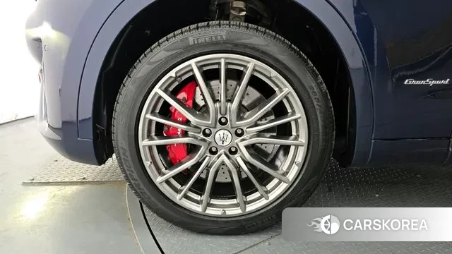 Maserati Levante id 3772400 из Кореи 15