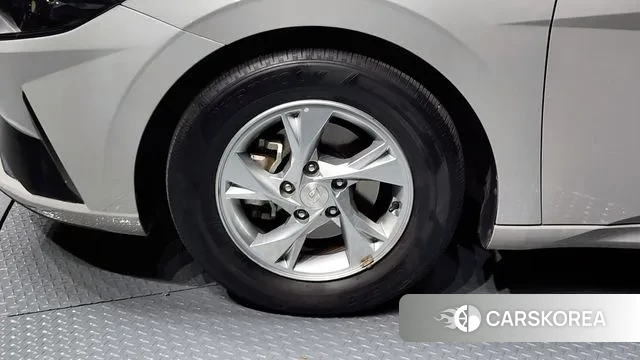 Hyundai Avante (CN7) id 3428638 из Кореи 15