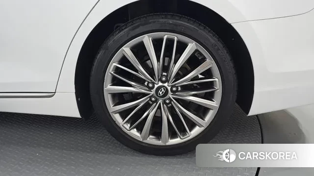 Hyundai Grandeur IG id 3350978 из Кореи 15