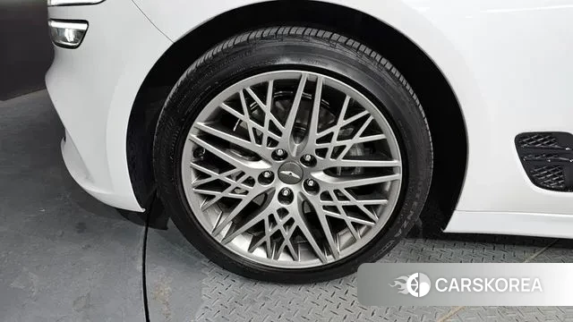 Genesis The New G70 id 3545022 из Кореи 15