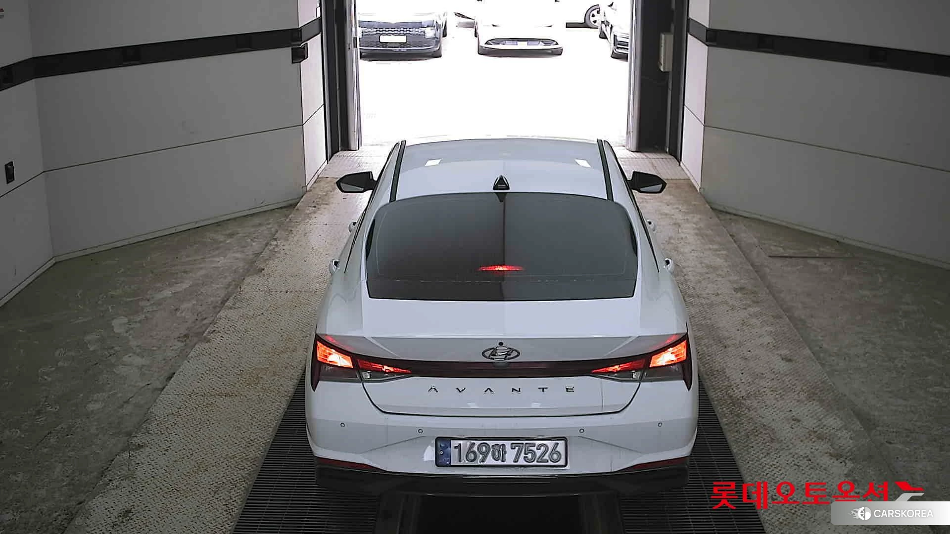 Hyundai Avante id 4289303 из Кореи 32