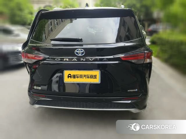 Toyota Grevia 2023 Черный из Китая, фото 5