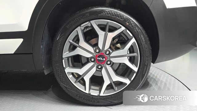 Kia Seltos id 4506999 из Кореи 26