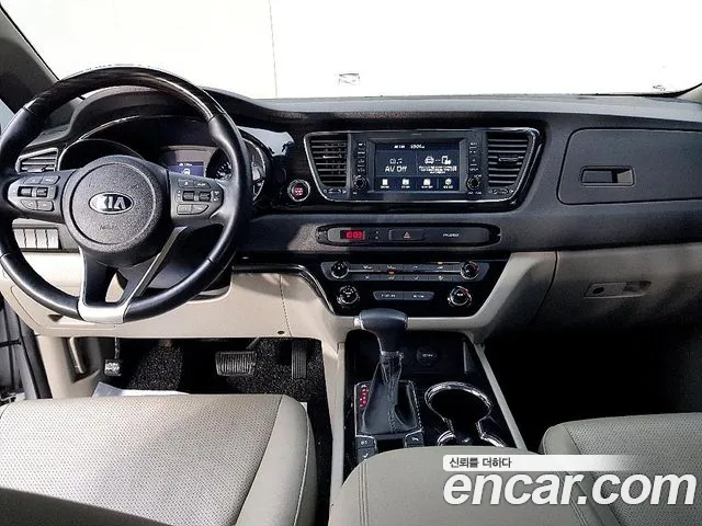 Kia The New Carnival id 2692359 из Кореи 15