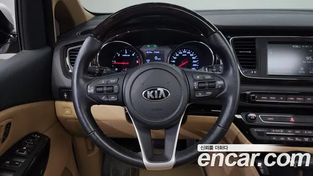 Kia The New Carnival id 2645405 из Кореи 15