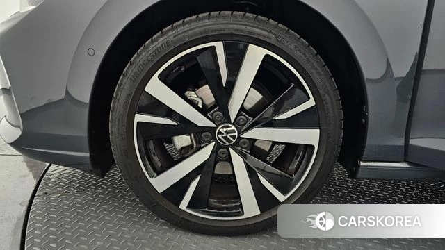 Volkswagen Golf 8th Generation id 4499487 из Кореи 28