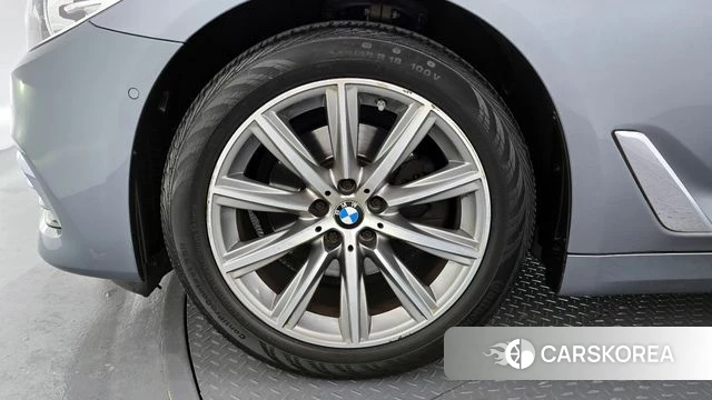 BMW 5 Series (G30) id 4363355 из Кореи 15