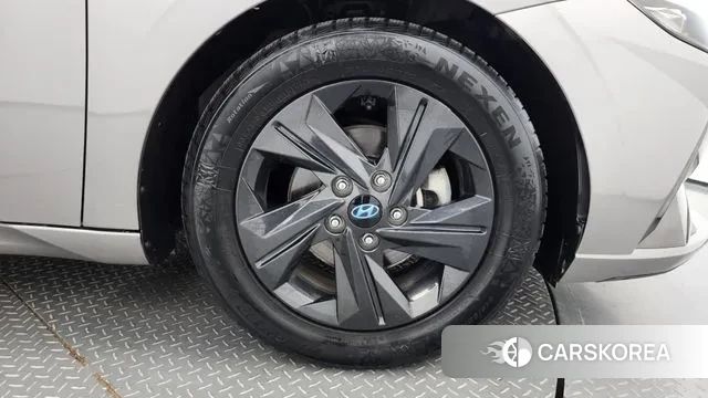 Hyundai Avante (CN7) id 2985935 из Кореи 15