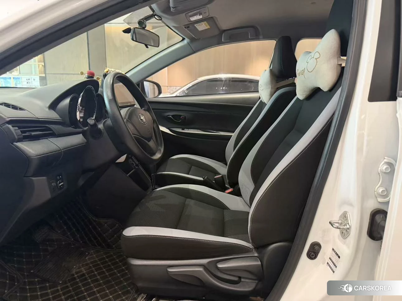 Toyota YARIS L Zhixuan 2019 Белый из Китая, фото 5
