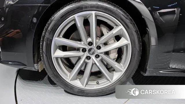 Audi A7 (4K) id 3361736 из Кореи 15