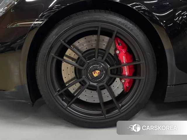 Porsche 911(992) id 4682430 из Кореи 15