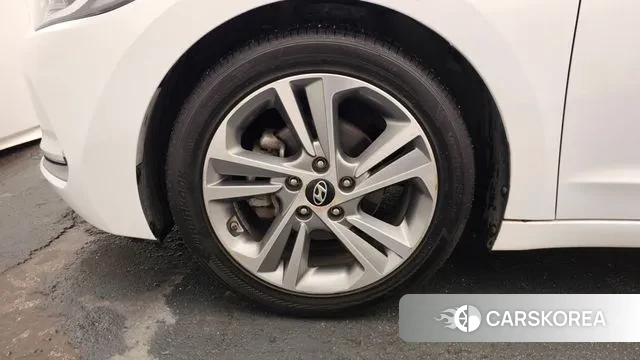 Hyundai Avante AD id 3515313 из Кореи 15