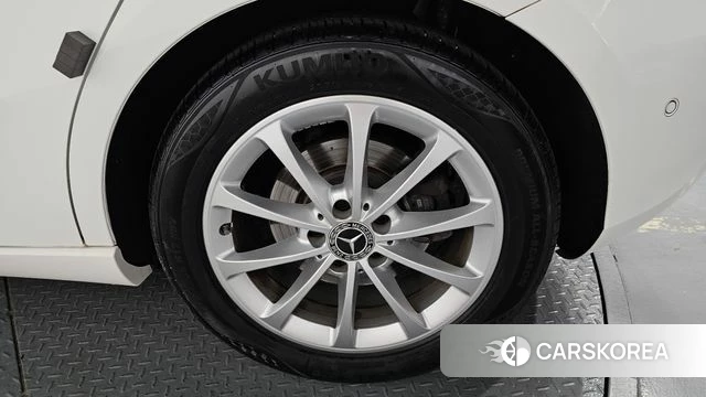 Mercedes-Benz A-Class W177 id 3873255 из Кореи 15