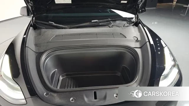 Tesla Model Y id 3436949 из Кореи 15