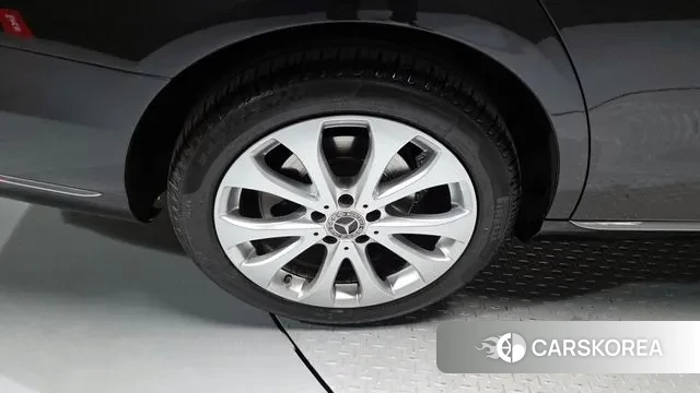 Mercedes-Benz E-Class W213 id 3434378 из Кореи 15