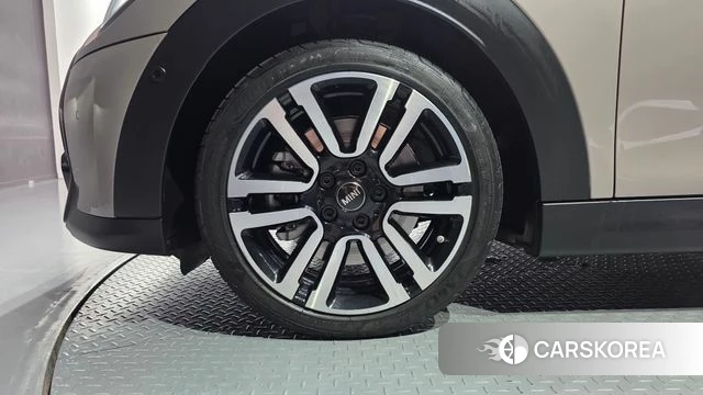 Mini Cooper S id 4783468 из Кореи 26