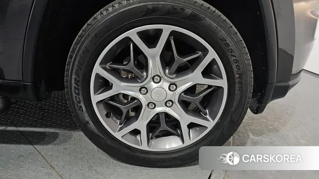 Jeep Grand Cherokee id 3504985 из Кореи 15