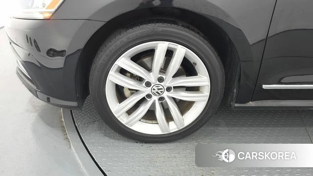 Volkswagen The New Passat id 4722561 из Кореи 15
