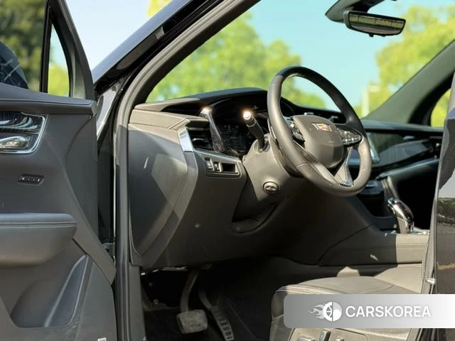 Cadillac XT6 2022 Черный из Китая, фото 5