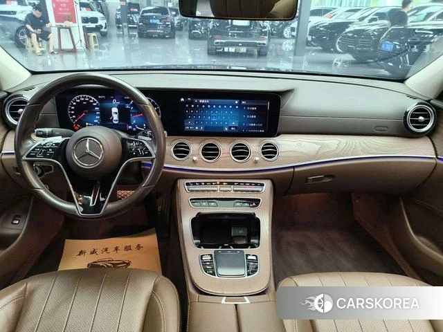 Mercedes-Benz E-class id 4307692 из Китая 8
