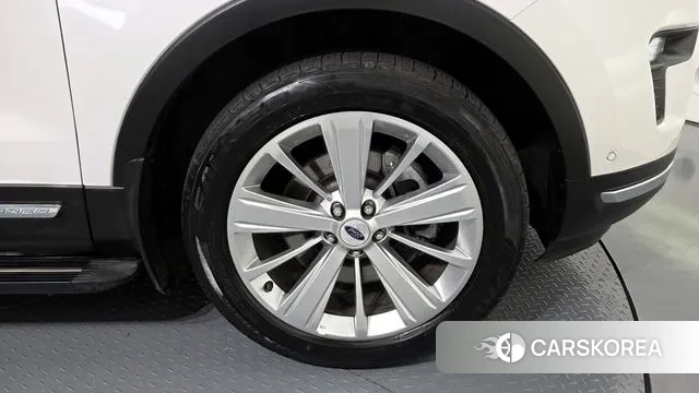 Ford Explorer id 3779167 из Кореи 15