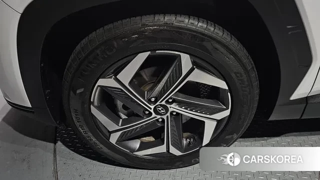 Hyundai Tucson (NX4) id 3759829 из Кореи 15