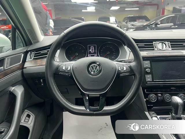 Volkswagen Magotan id 4208421 из Китая 9