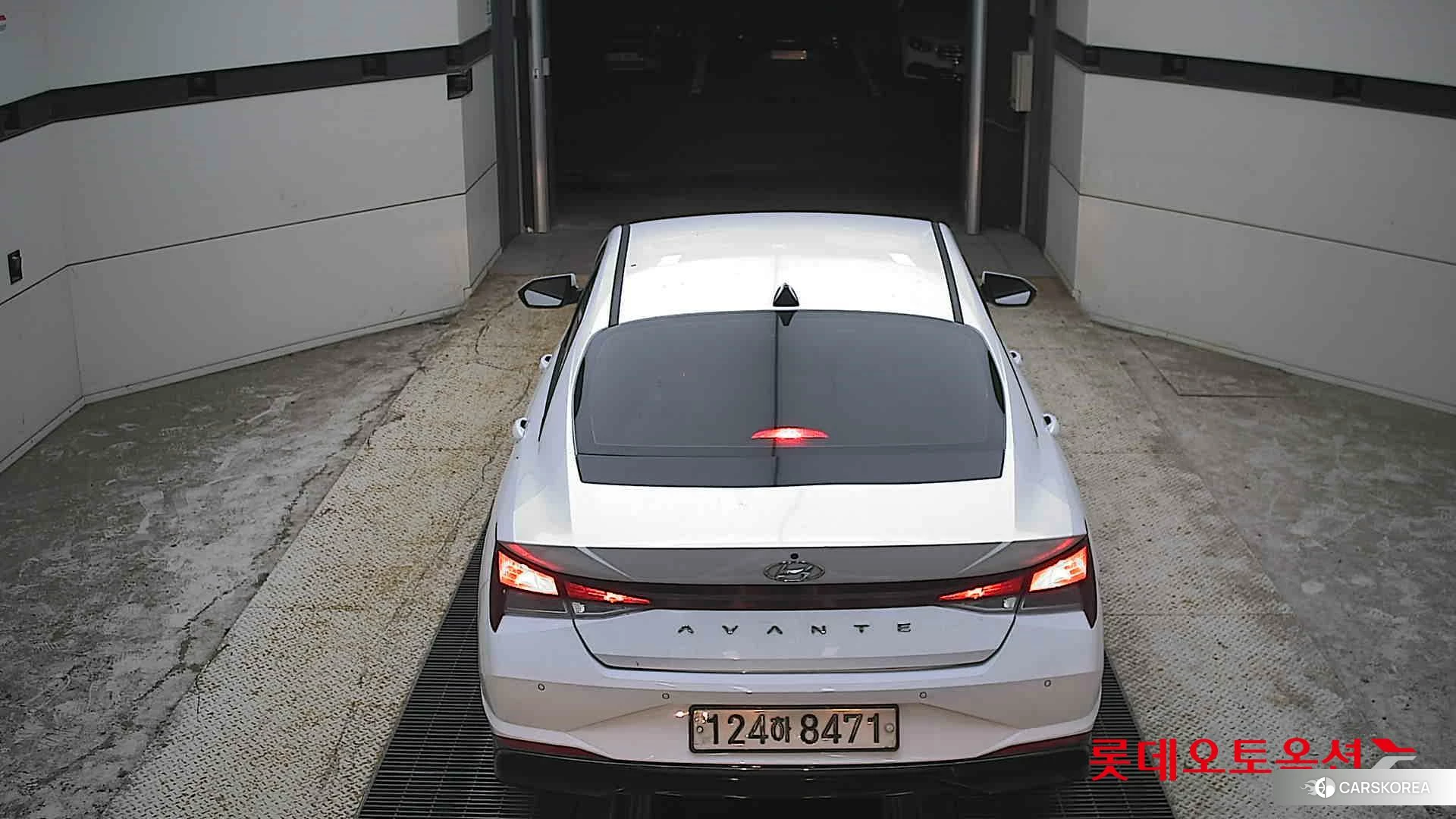 Hyundai Avante Hybrid id 4902383 из Кореи 32