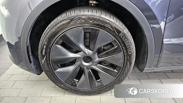 Tesla Model Y id 3031444 из Кореи 15