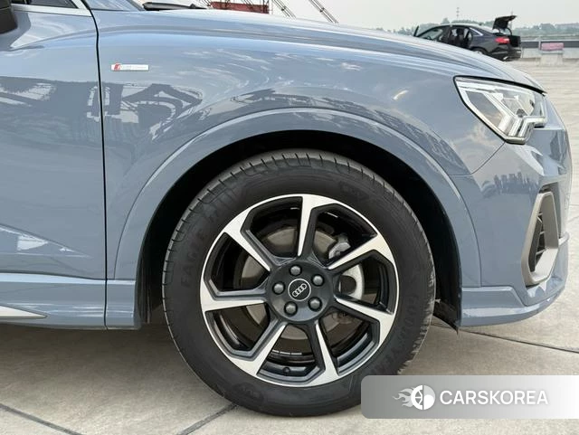 Audi Q3 Sportback id 4258591 из Китая 29