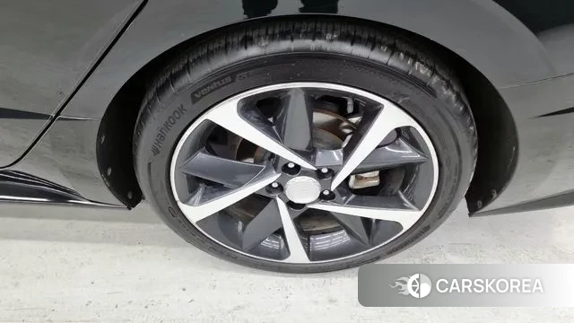 Hyundai Sonata (DN8) id 3619024 из Кореи 13