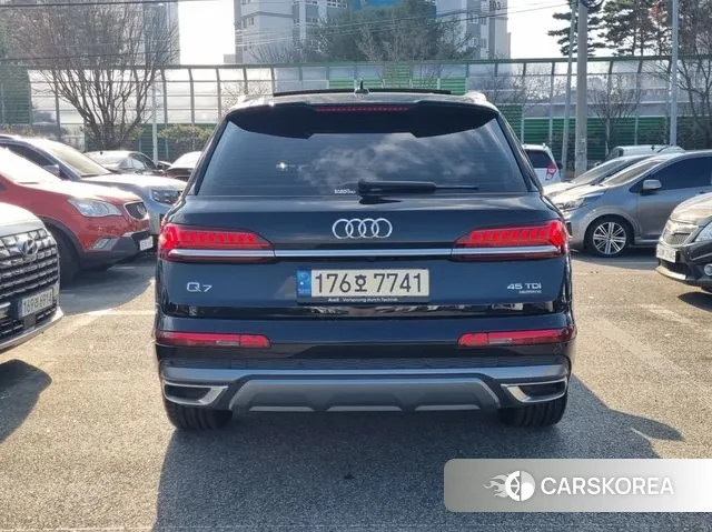 Audi Q7 (4M) id 3427477 из Кореи 15