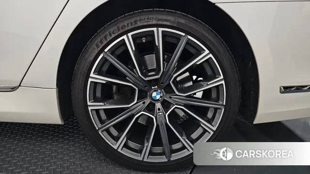 BMW 7 Series (G11) id 3407257 из Кореи 15