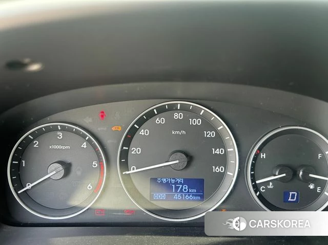 Hyundai The New Grand Starex id 4284946 из Кореи 15