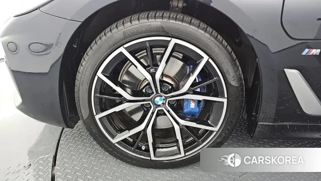 BMW 5 Series (G30) id 3443781 из Кореи 15