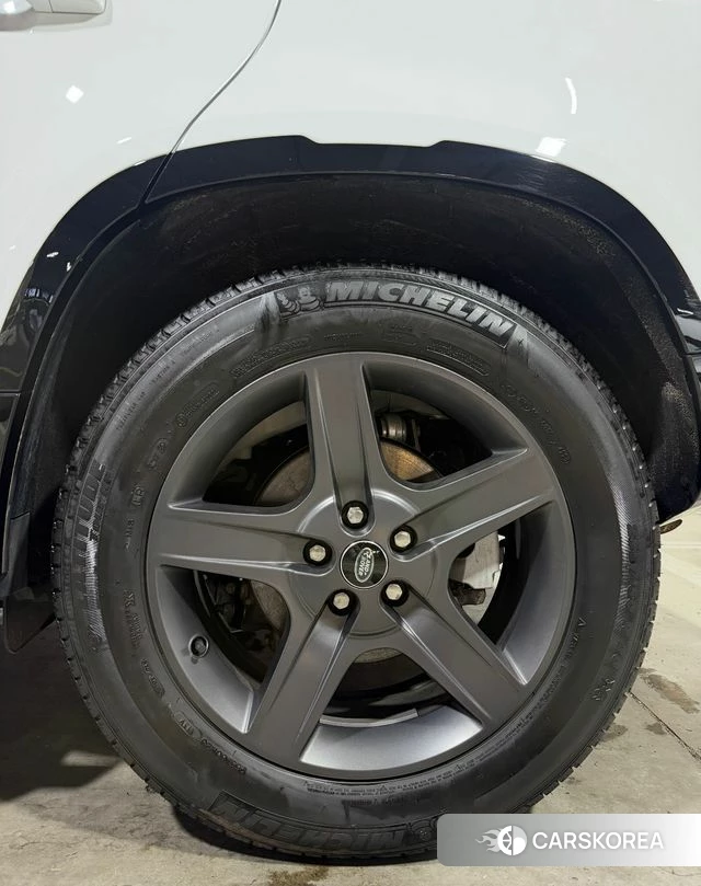 Land Rover Defender (L663) 2024 Белый из Кореи, фото 5