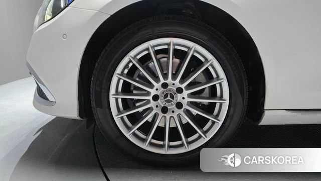 Mercedes-Benz E-Class W213 id 3819806 из Кореи 15