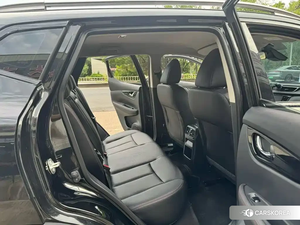 Nissan Qashqai 2024 Черный из Китая, фото 5