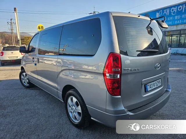 Hyundai The New Grand Starex id 3570764 из Кореи 14