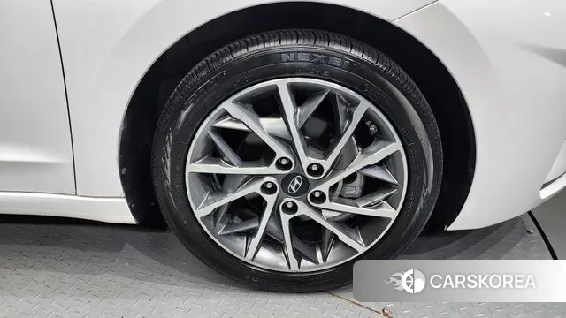 Hyundai The New Avante AD id 3060550 из Кореи 15