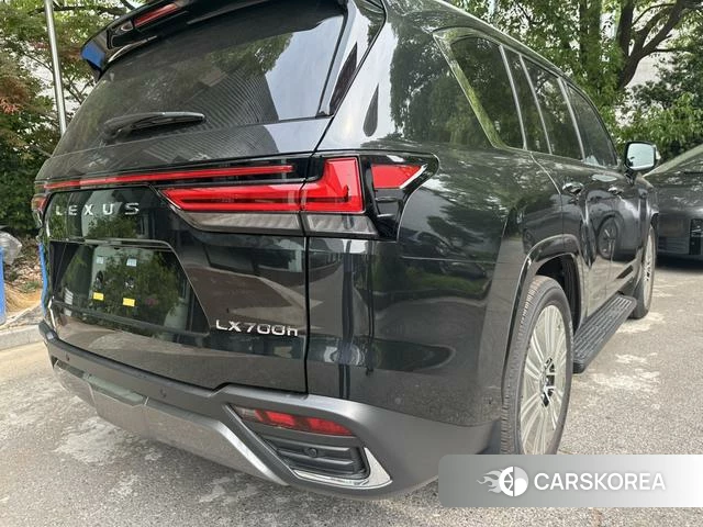 Lexus LX id 4314738 из Китая 8