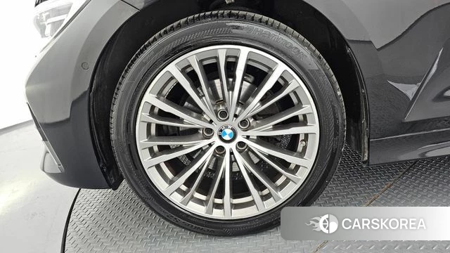 BMW 3 Series (G20) id 4186887 из Кореи 15