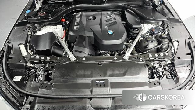 BMW 5 Series (G60) id 4847486 из Кореи 32