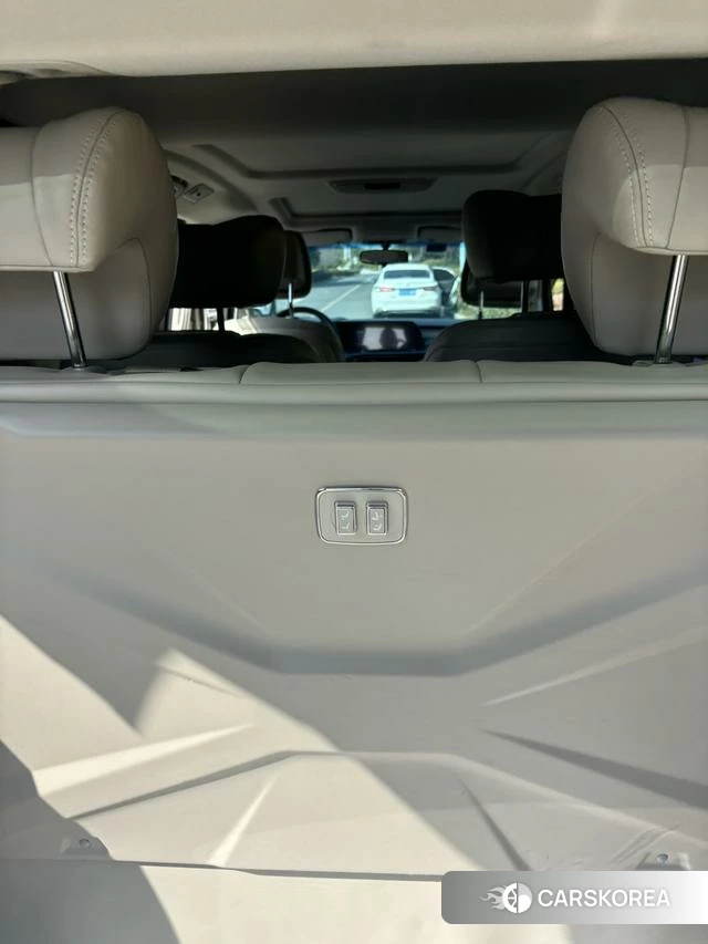 Buick GL8 id 3913966 из Китая 19