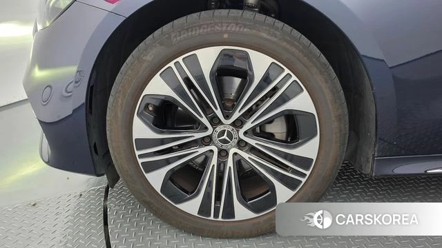 Mercedes-Benz E-Class W214 id 4686349 из Кореи 30